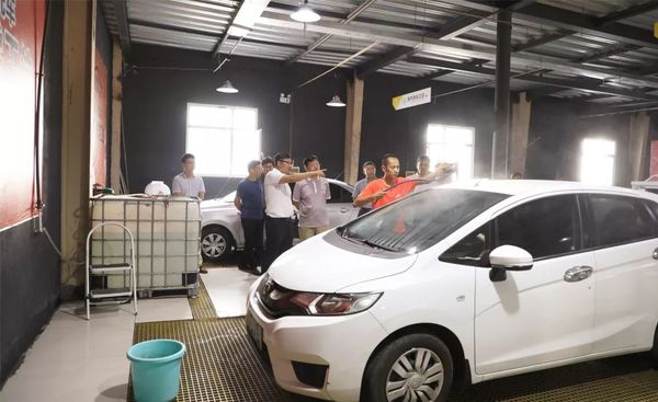 海港區政府領(lǐng)導蒞臨乾港 海港區政府領(lǐng)導蒞臨乾港